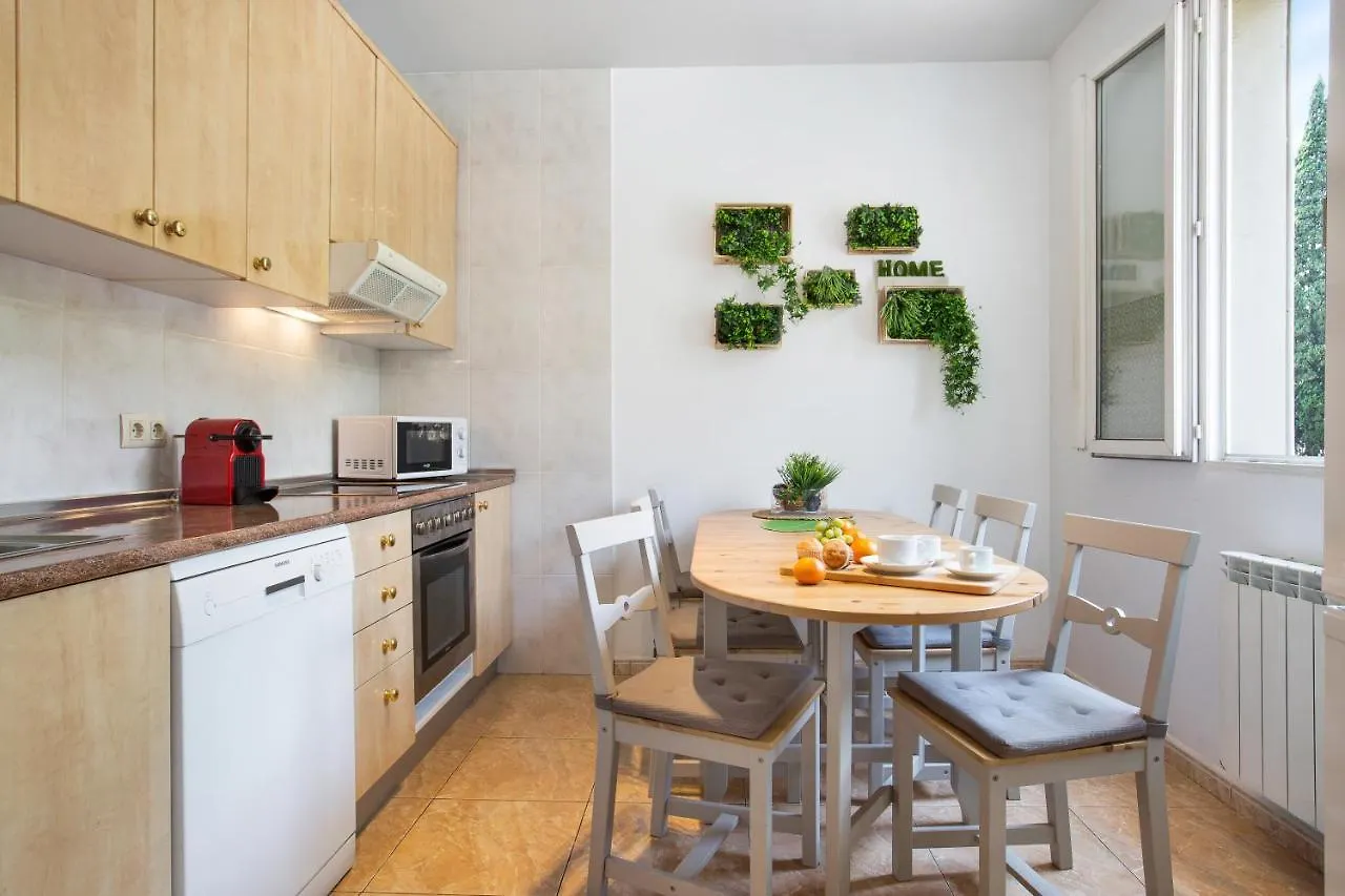 Stay U-Nique Apartments Sicilia Barcelona 0*,  Španělsko